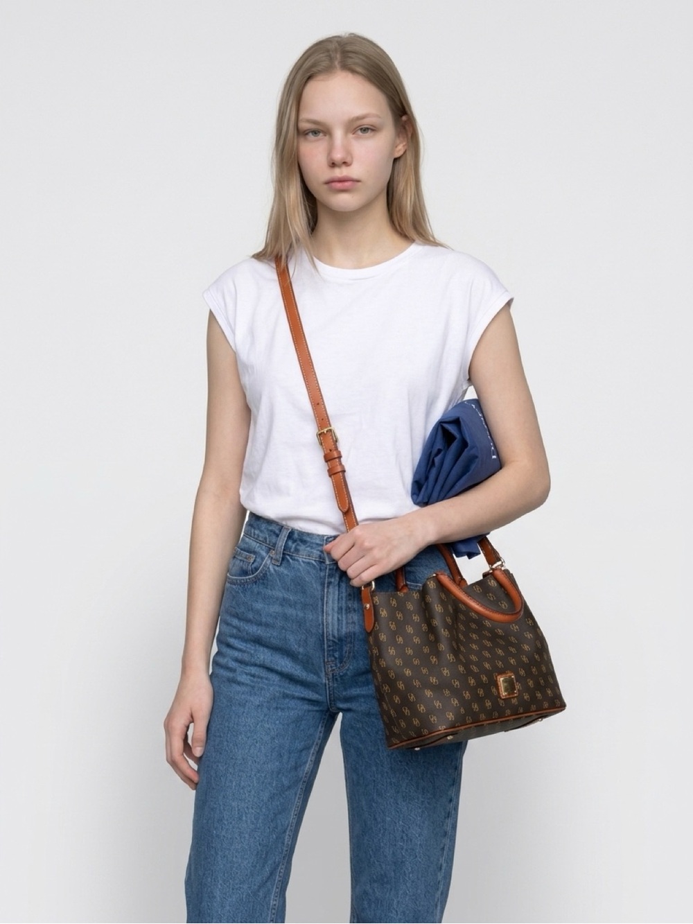 Dooney & Bourke Gretta Brenna satchel - Picture 4 of 6